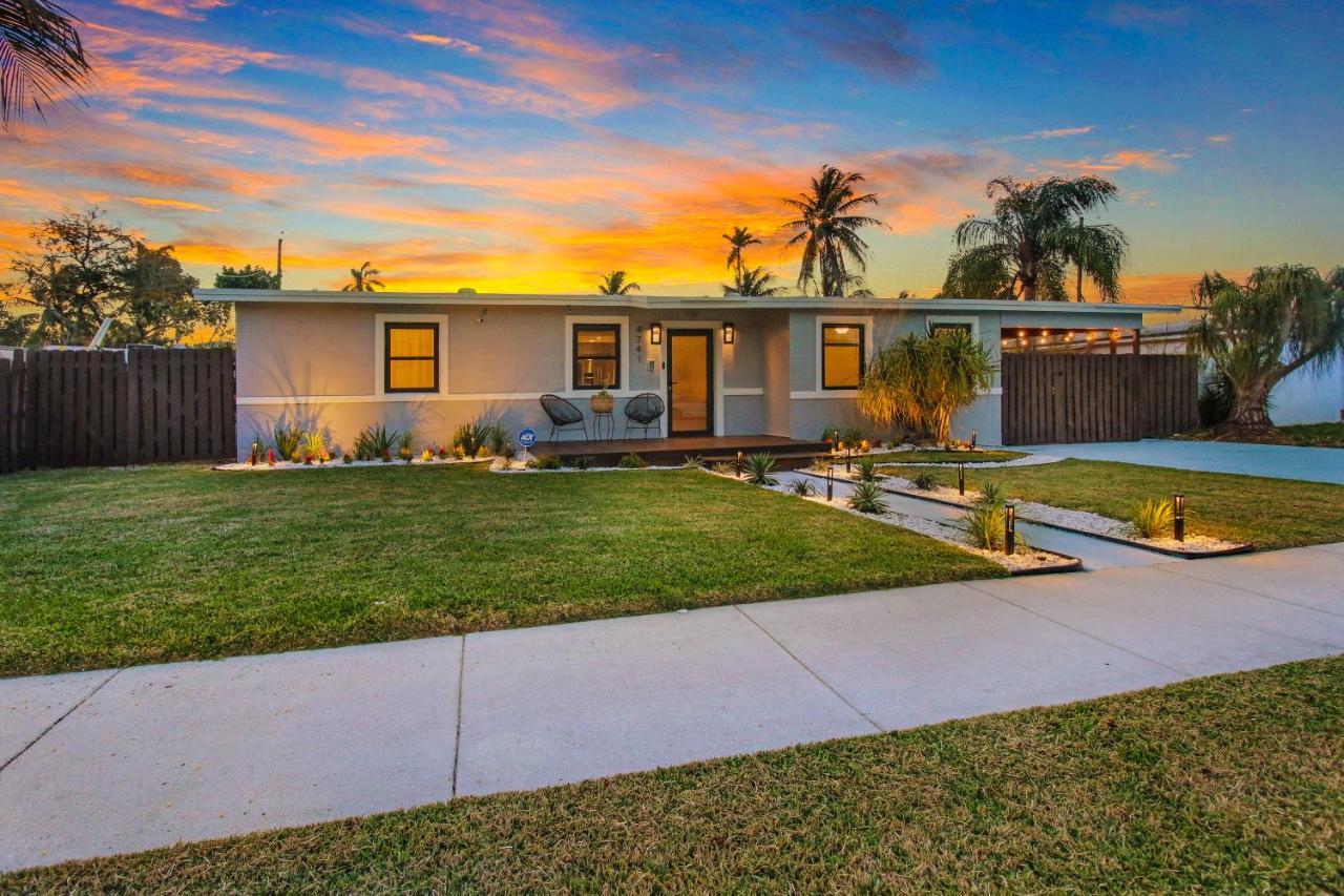 Private Heated Pool Oasis Pet-Friendly Retreat Short Or Long Stays Sleeps 2-8 Ppl Pompano Beach Luaran gambar